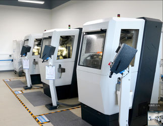 Shenzhen KTJ DentalLabs Co.,Ltd. línea de producción del fabricante
